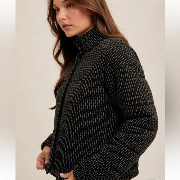 Textured Puffer Jacket - Picture 3 of 7